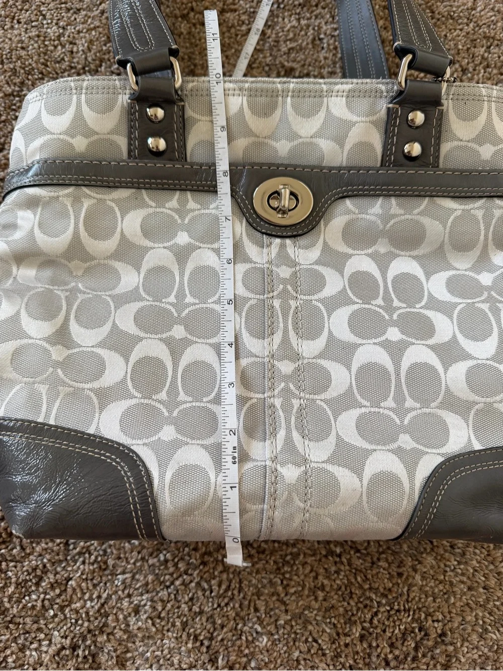 COACH Vintage Hampton Grey and Silver Shoulder Bag